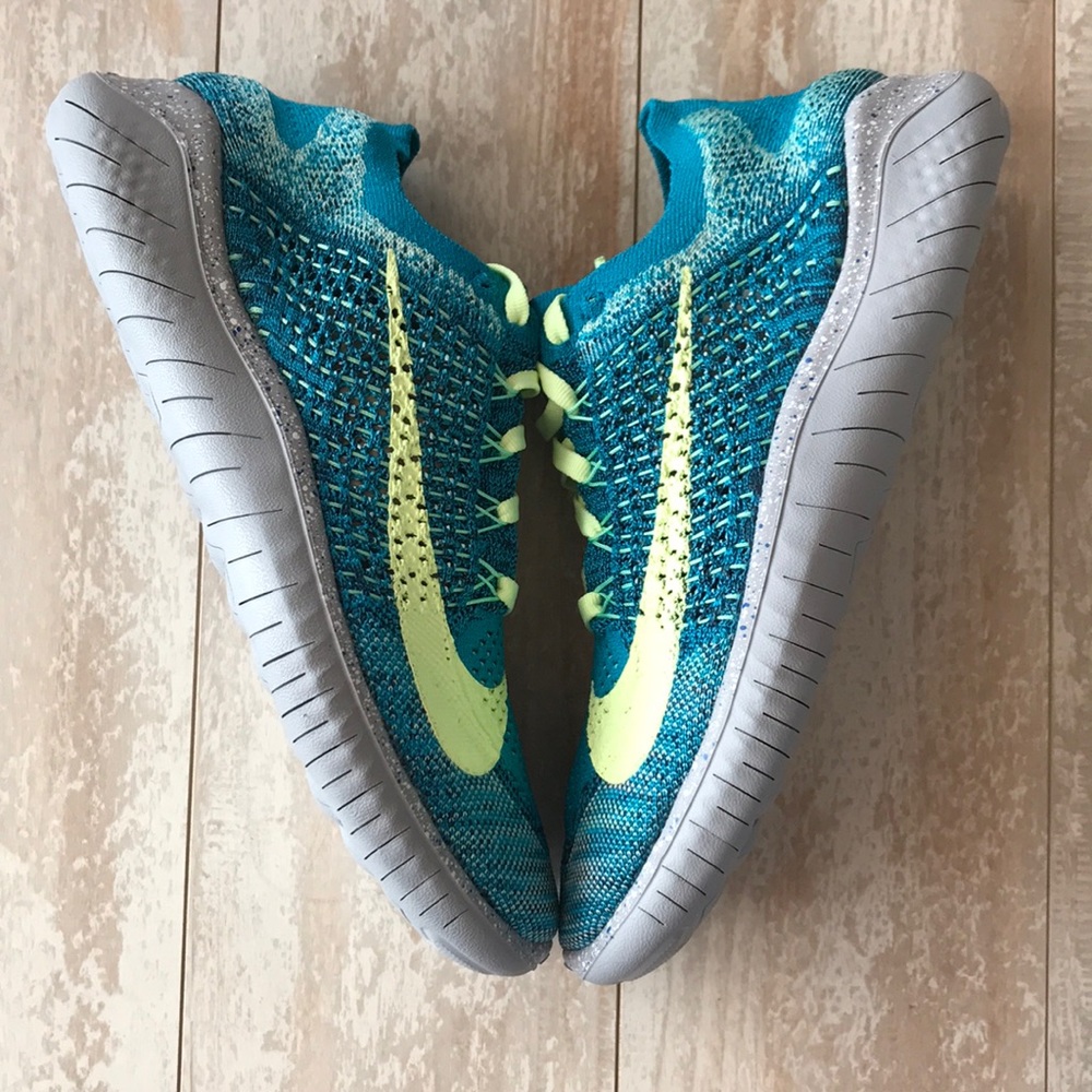 NWT Nike ID Free Rn Flyknit 2018 - Picture 6 of 8